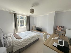 Photo 9- click for photo gallery